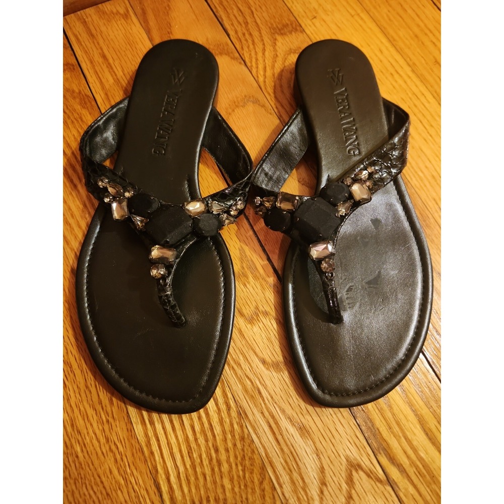 VERA‎ WANG RHINESTONES THONG SANDALS, SIZE 7M